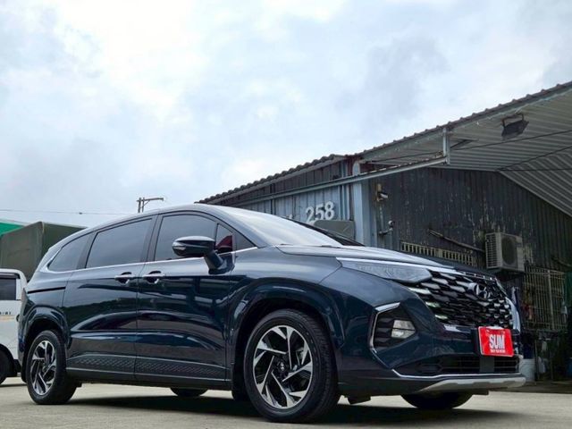 GLT-B款 原廠保養紀錄 七人座 第二排VIP皇家座椅 全景天窗 電動尾門 ACC跟車 盲點偵測 環景 CarPlay  第2張相片