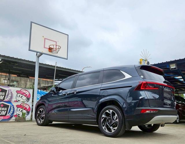 GLT-B款 原廠保養紀錄 七人座 第二排VIP皇家座椅 全景天窗 電動尾門 ACC跟車 盲點偵測 環景 CarPlay  第5張相片