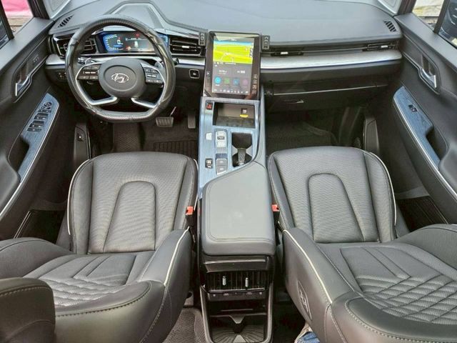 GLT-B款 原廠保養紀錄 七人座 第二排VIP皇家座椅 全景天窗 電動尾門 ACC跟車 盲點偵測 環景 CarPlay  第9張相片