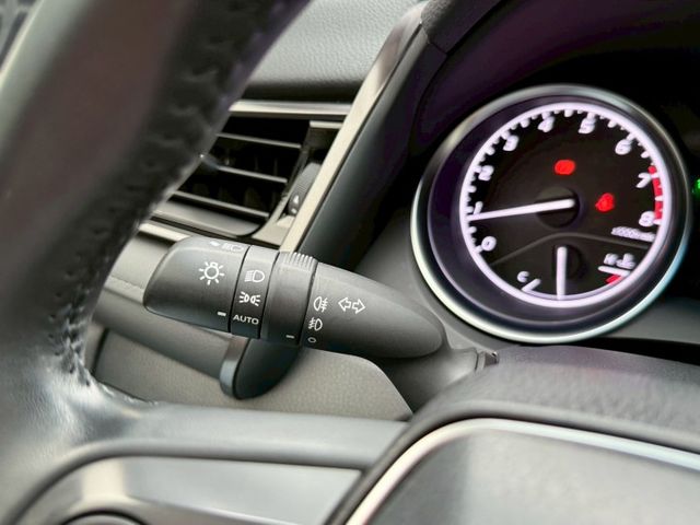 汽油尊爵版 原廠保養紀錄 全速域DRCC 電動座椅 CarPlay 盲點偵測 免鑰匙摸門解鎖 LED頭燈 車道維持輔助系  第10張相片