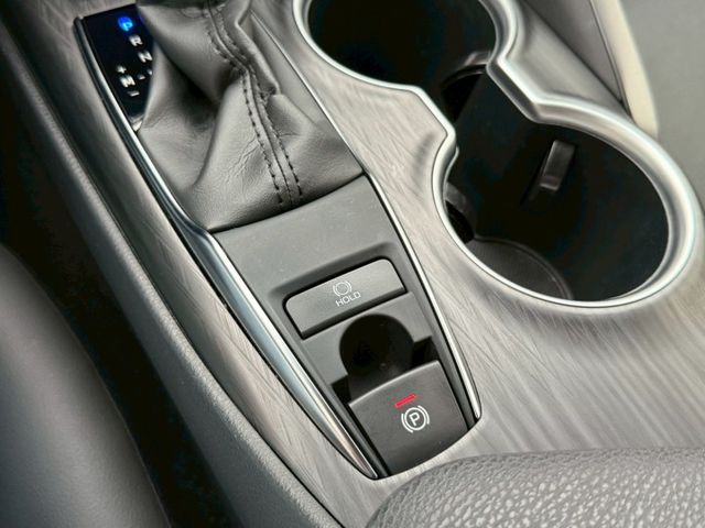 汽油尊爵版 原廠保養紀錄 全速域DRCC 電動座椅 CarPlay 盲點偵測 免鑰匙摸門解鎖 LED頭燈 車道維持輔助系  第16張相片