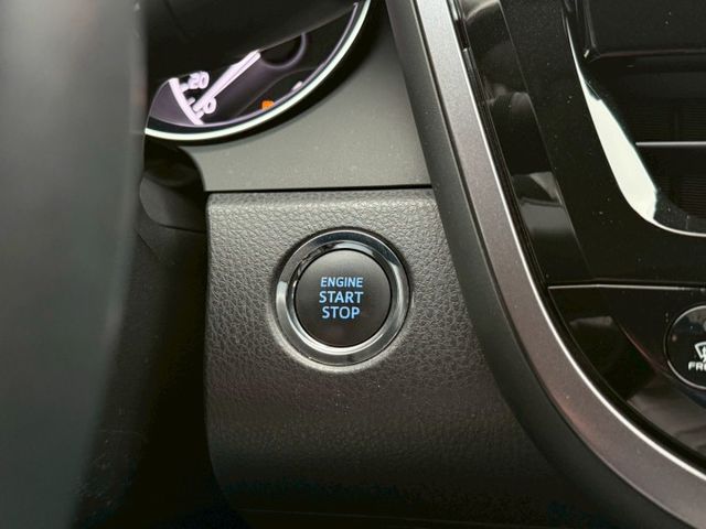 汽油尊爵版 原廠保養紀錄 全速域DRCC 電動座椅 CarPlay 盲點偵測 免鑰匙摸門解鎖 LED頭燈 車道維持輔助系  第17張相片