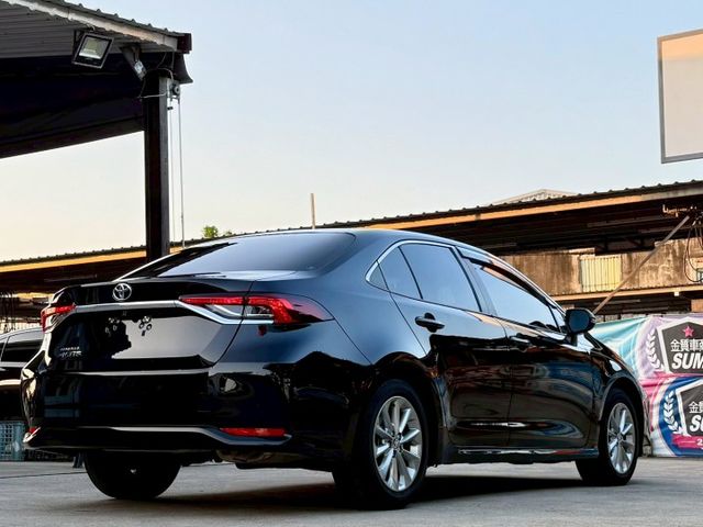 豪華版 全速域ACC跟車 AEB緊急煞停 恆溫空調 電動收折 LED日行燈 AHB智慧遠光燈 中控螢幕 國道即時路況查詢  第5張相片