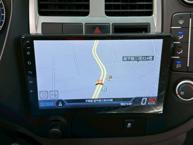 自排小霸王 最高載重3.325噸 低里程 僅跑5萬多公里 電動升降尾門 安卓機影音 導航系統 藍芽音樂  第10張相片