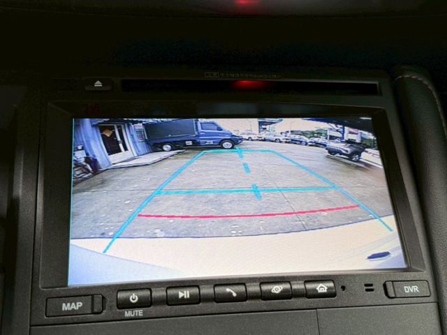 菁英版 平均油耗可達23.3km/ltr 大電池已更換 F-SPORT套件 記憶電動椅 定速巡航 倒車顯影 分區溫控  第16張相片