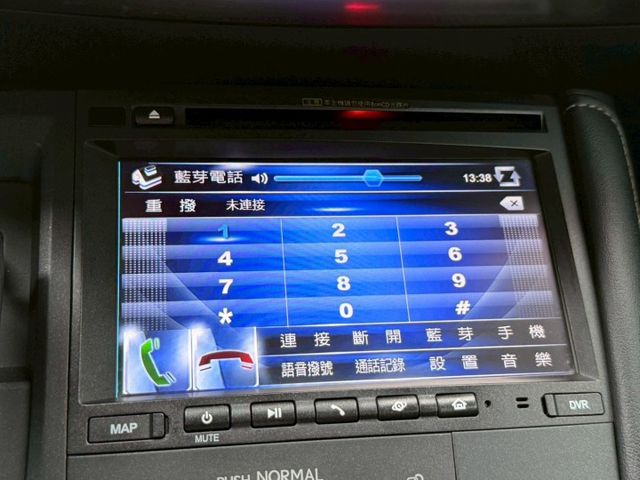 菁英版 平均油耗可達23.3km/ltr 大電池已更換 F-SPORT套件 記憶電動椅 定速巡航 倒車顯影 分區溫控  第17張相片