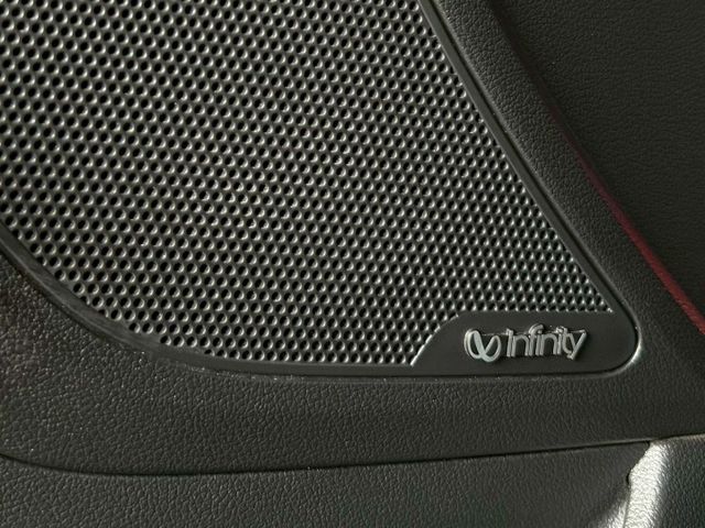 SPORT極速版 盲點偵測 電動座椅 換檔撥片 免鑰匙解鎖啟動 infinity音響 分區溫控 影音配備 倒車顯影  第19張相片