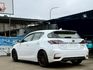 菁英版 平均油耗可達23.3km/ltr 大電池已更換 F-SPORT套件 記憶電動椅 定速巡航 倒車顯影 分區溫控  第4張縮圖