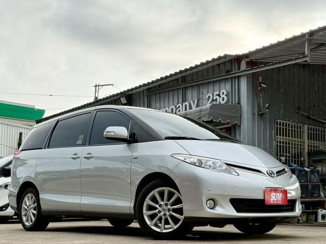 2.4豪華版 低里程僅跑10萬公里 第三排電動調整收摺 電動尾門 雙電動側滑門 全景天窗 定速巡航 分區溫控  第2張相片