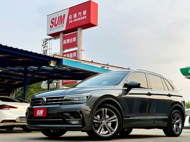20年式 380TSI R-Line 原廠保養紀錄 智慧四驅 HUD 電動尾門 ACC 盲點 環景 三區溫控 車道置中  第1張相片