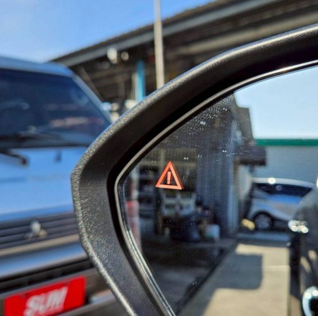 汽油B款 僅跑4萬公里 全景天窗 電動尾門 環景系統 盲點偵測 ACC跟車 電動座椅 車道置中輔助 CarPlay主機  第13張相片