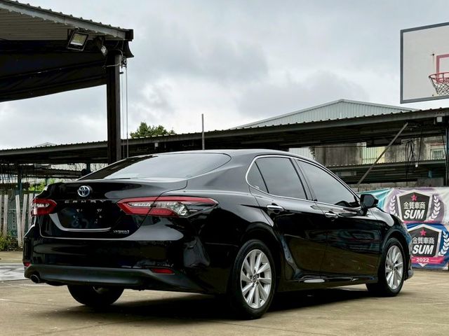 油電版 ACC跟車 盲點偵測 雙前座電動椅 分區溫控 免鑰匙摸門解鎖啟動 AEB緊急煞停 LED頭燈 感應雨刷 感應頭燈  第4張相片