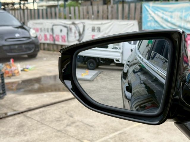 菁英PLUS 原廠保養紀錄 免鑰匙摸門解鎖啟動 貫穿式LED尾燈 ACC跟車 雙前座電動通風椅 CARPLAY 盲點偵測  第15張相片