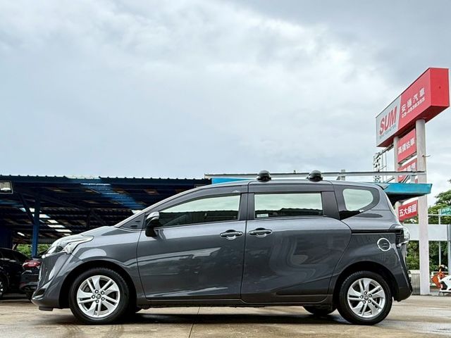 豪華+ 雙電動側滑門 抬頭顯示器 盲點偵測 CarPlay 車頂置放架 導航系統 定速巡航 恆溫空調 免鑰匙摸門解鎖  第3張相片