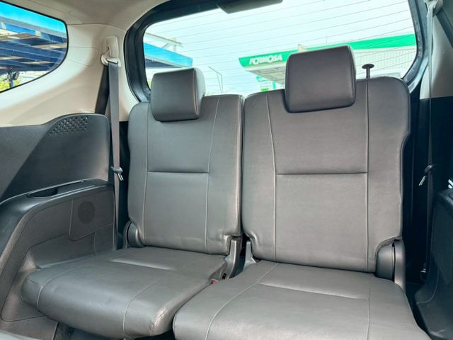 豪華+ 雙電動側滑門 抬頭顯示器 盲點偵測 CarPlay 車頂置放架 導航系統 定速巡航 恆溫空調 免鑰匙摸門解鎖  第9張相片