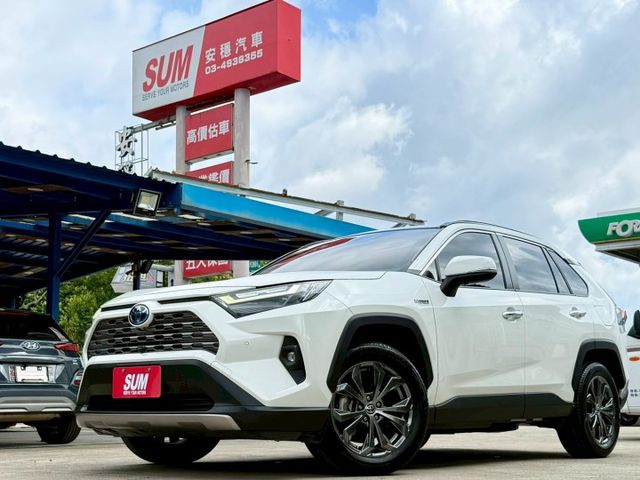 油電旗艦4WD 原廠保養紀錄 全速域ACC 盲點偵測 通風椅 全景天窗 電動尾門 CarPlay 環景系統 電子式後視鏡  第1張相片
