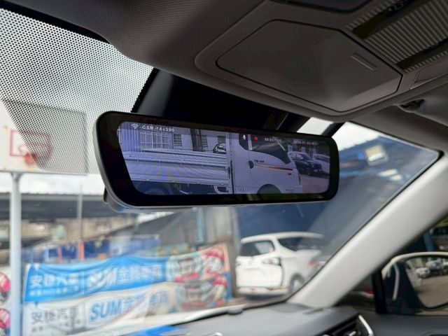 油電旗艦4WD 原廠保養紀錄 全速域ACC 盲點偵測 通風椅 全景天窗 電動尾門 CarPlay 環景系統 電子式後視鏡  第19張相片