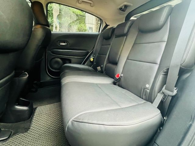 一手 女用  認證車    賞車專線0938690870陳先生  第6張相片
