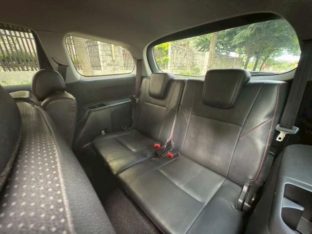 Toyota Wish  第2張相片