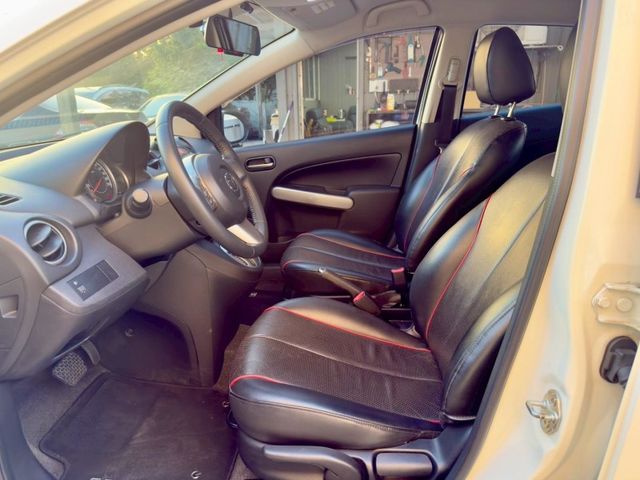 Mazda Mazda2  第5張相片