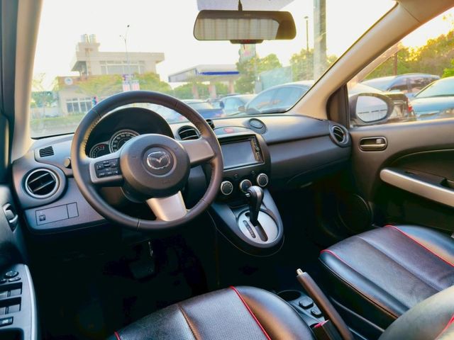 Mazda Mazda2  第6張相片