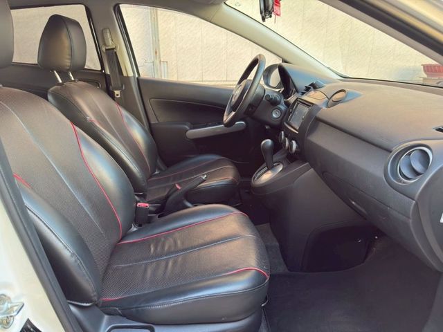 Mazda Mazda2  第8張相片