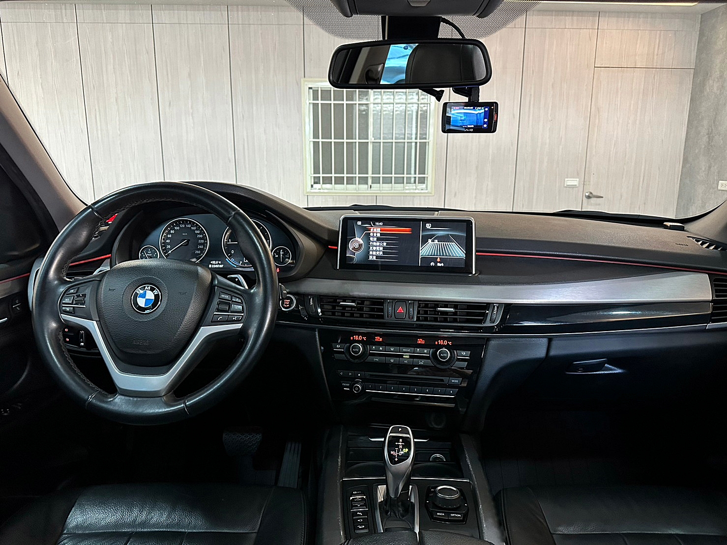 LINE:goodcar888 →一手董事長愛車← 車況媲美新車 可全貸 超貸好幾本活用金 2015年 BMW X5 2.0 25D 超省!  第6張相片
