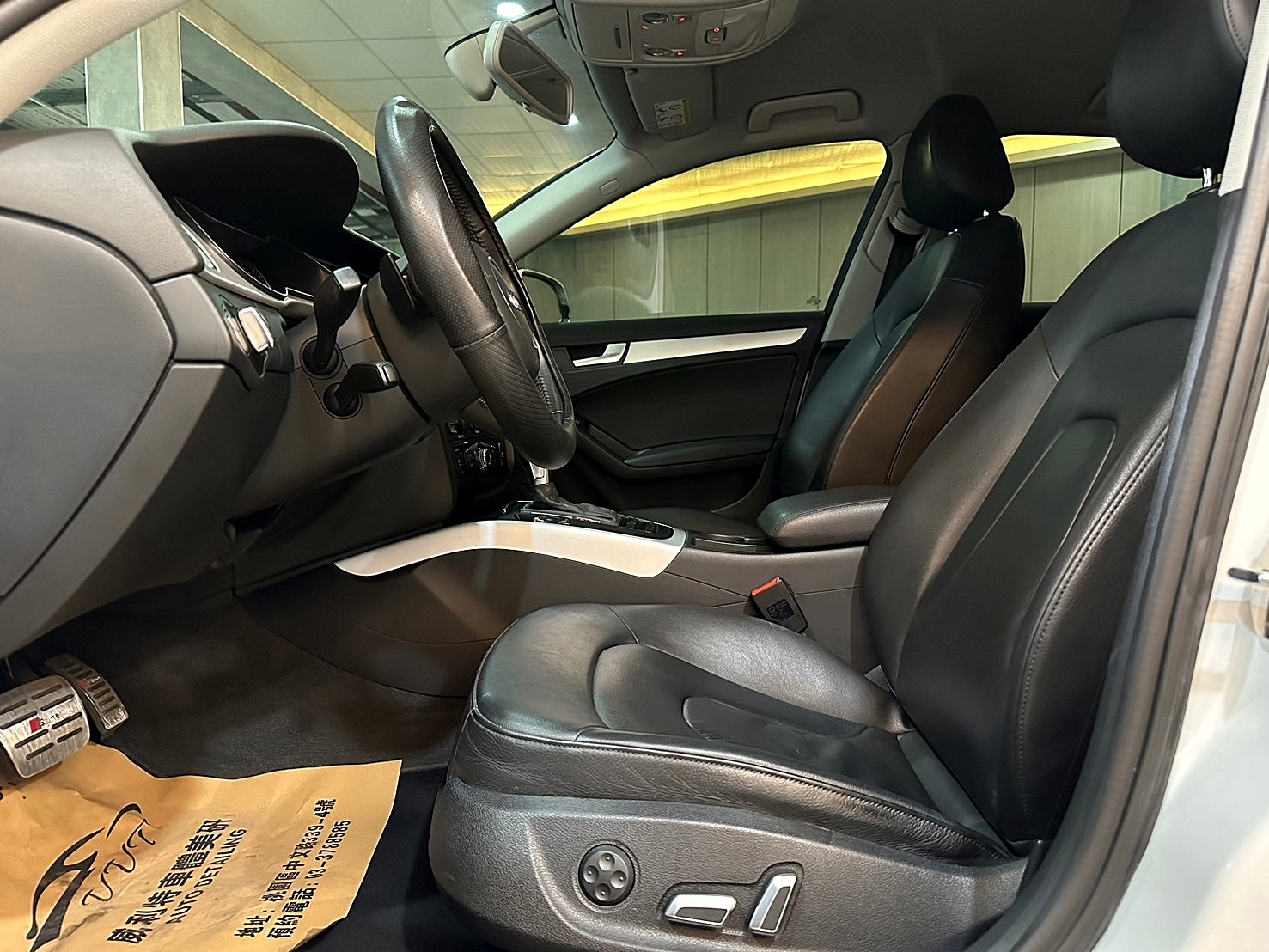 型男必備 2015年 Audi A4 1.8 25 TFSI CVT 8速手自排 渦輪增壓  第4張相片