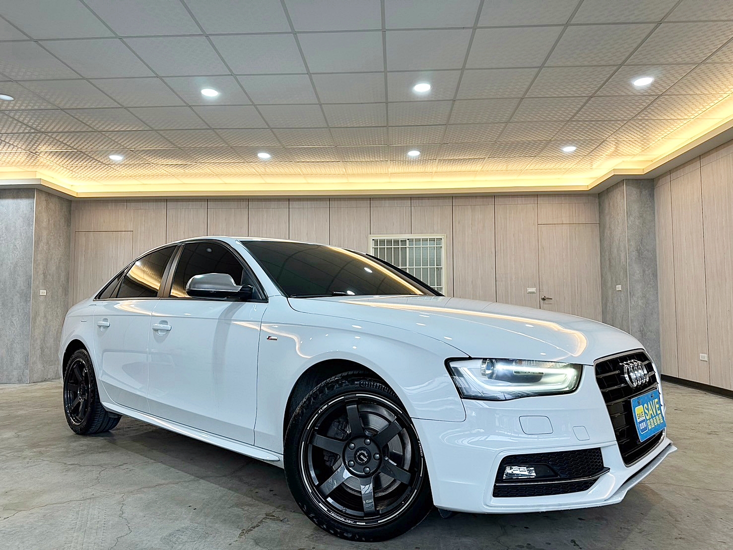 型男必備 2015年 Audi A4 1.8 25 TFSI CVT 8速手自排 渦輪增壓  第15張相片
