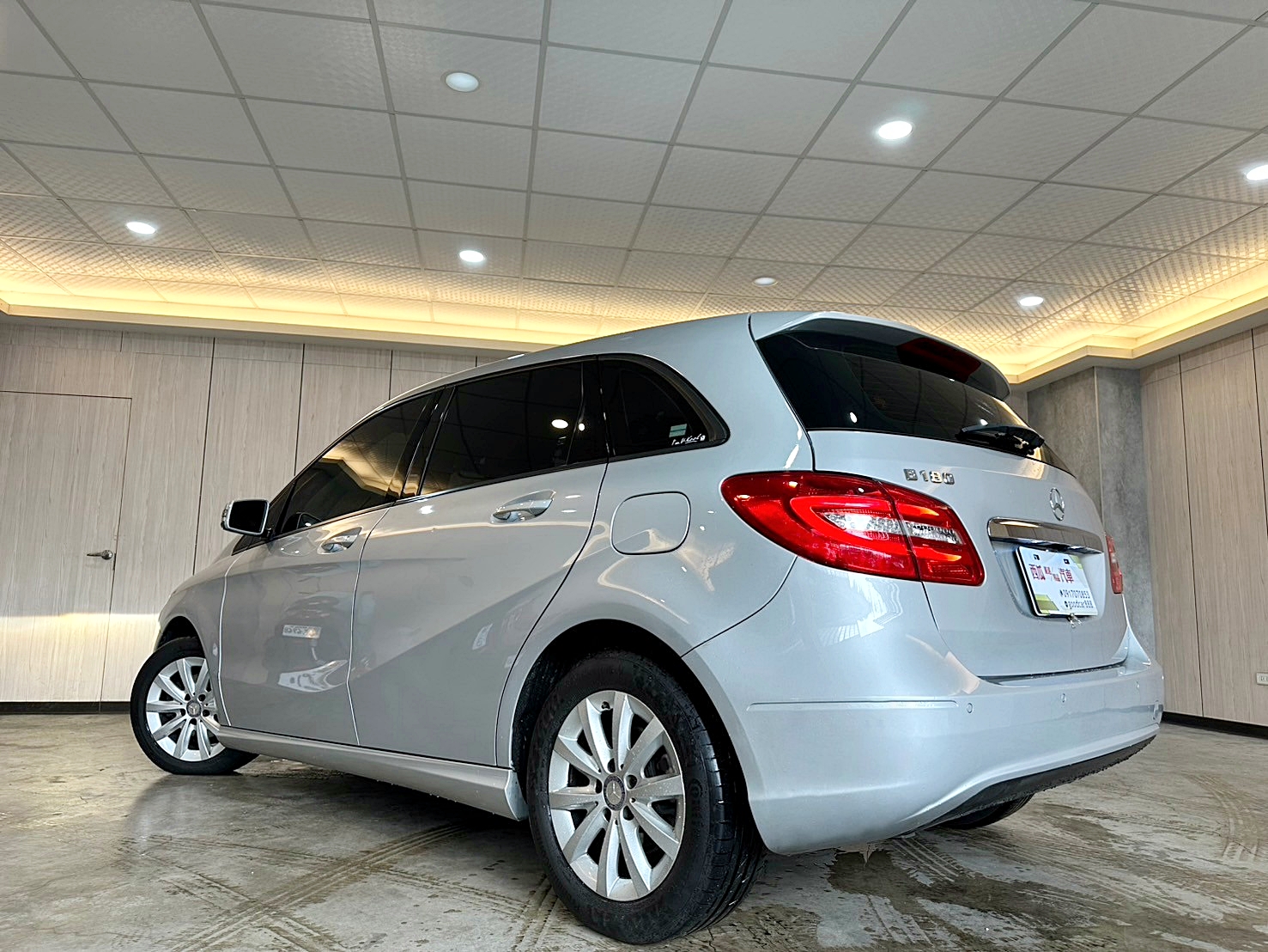2013年 Benz B180 1.6 僅跑八萬 新車價149萬 雙離合器7速自手排 渦輪增壓  第13張相片