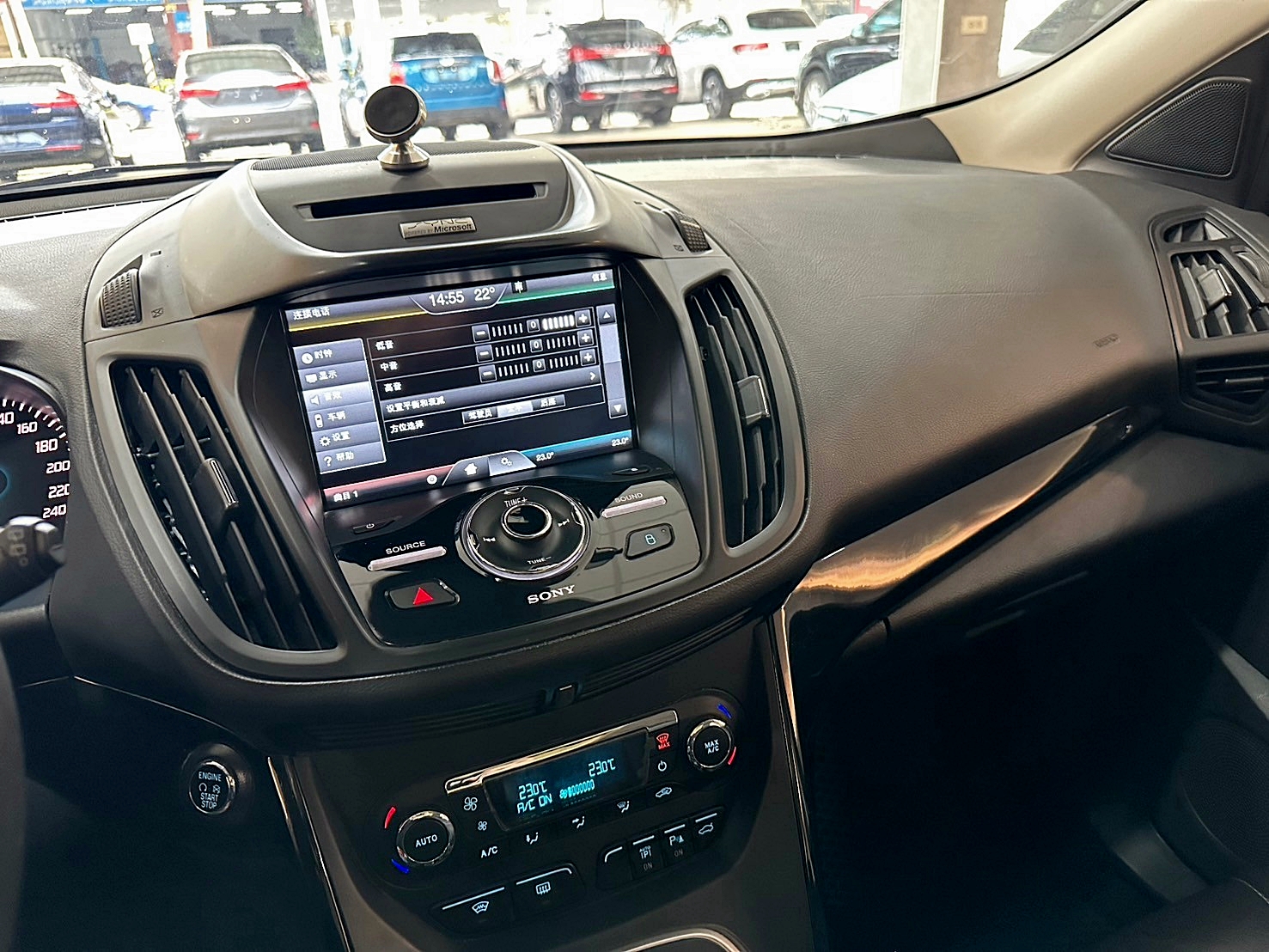 認證車兩年保固 2016年 Ford Kuga 2.0 旗艦型 4WD 新車價120萬 6速手自排 渦輪增壓  第10張相片