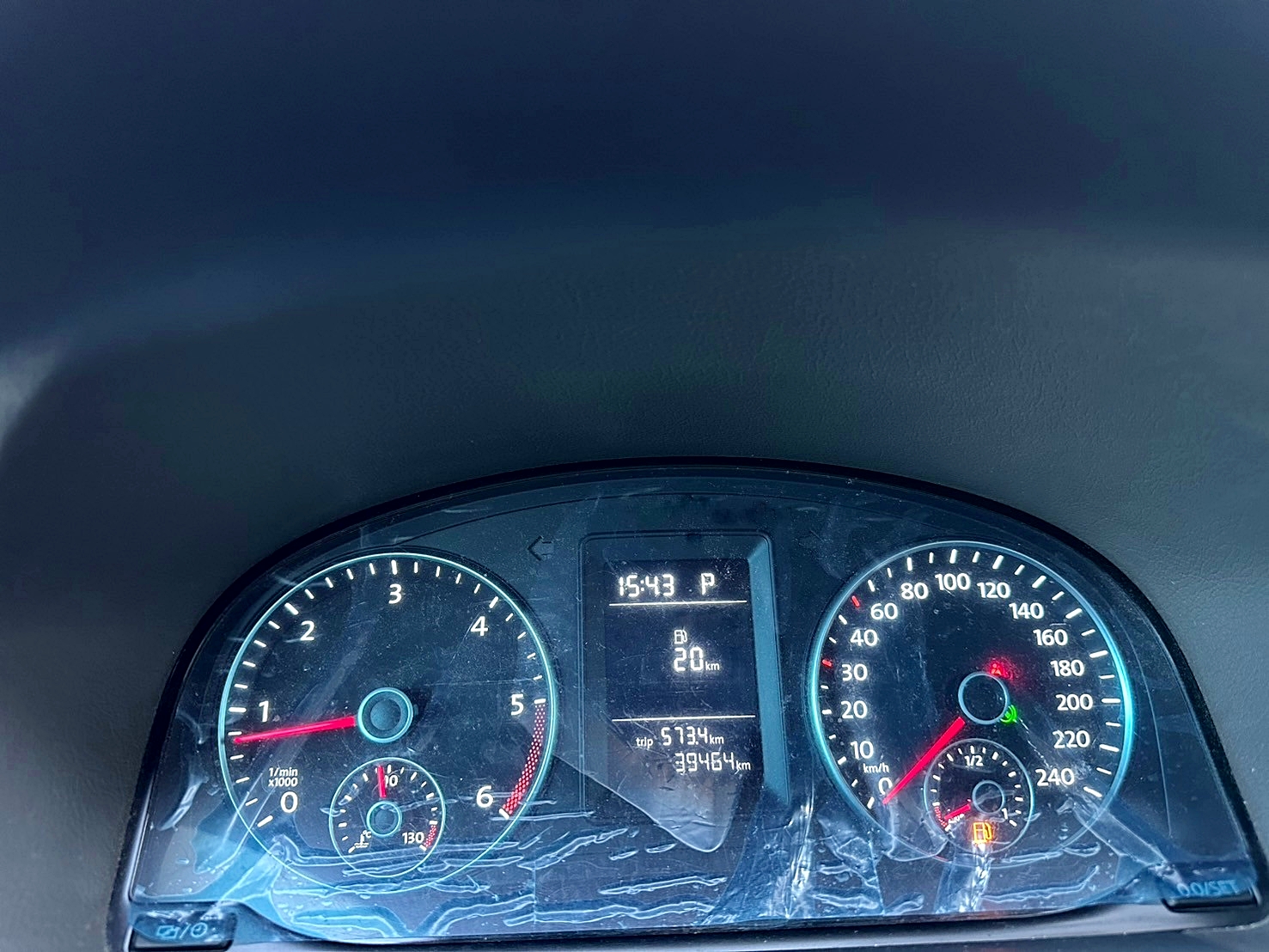僅跑三萬 僅跑三萬 福斯 Touran 1.6 TDI 新車價113萬  第5張相片