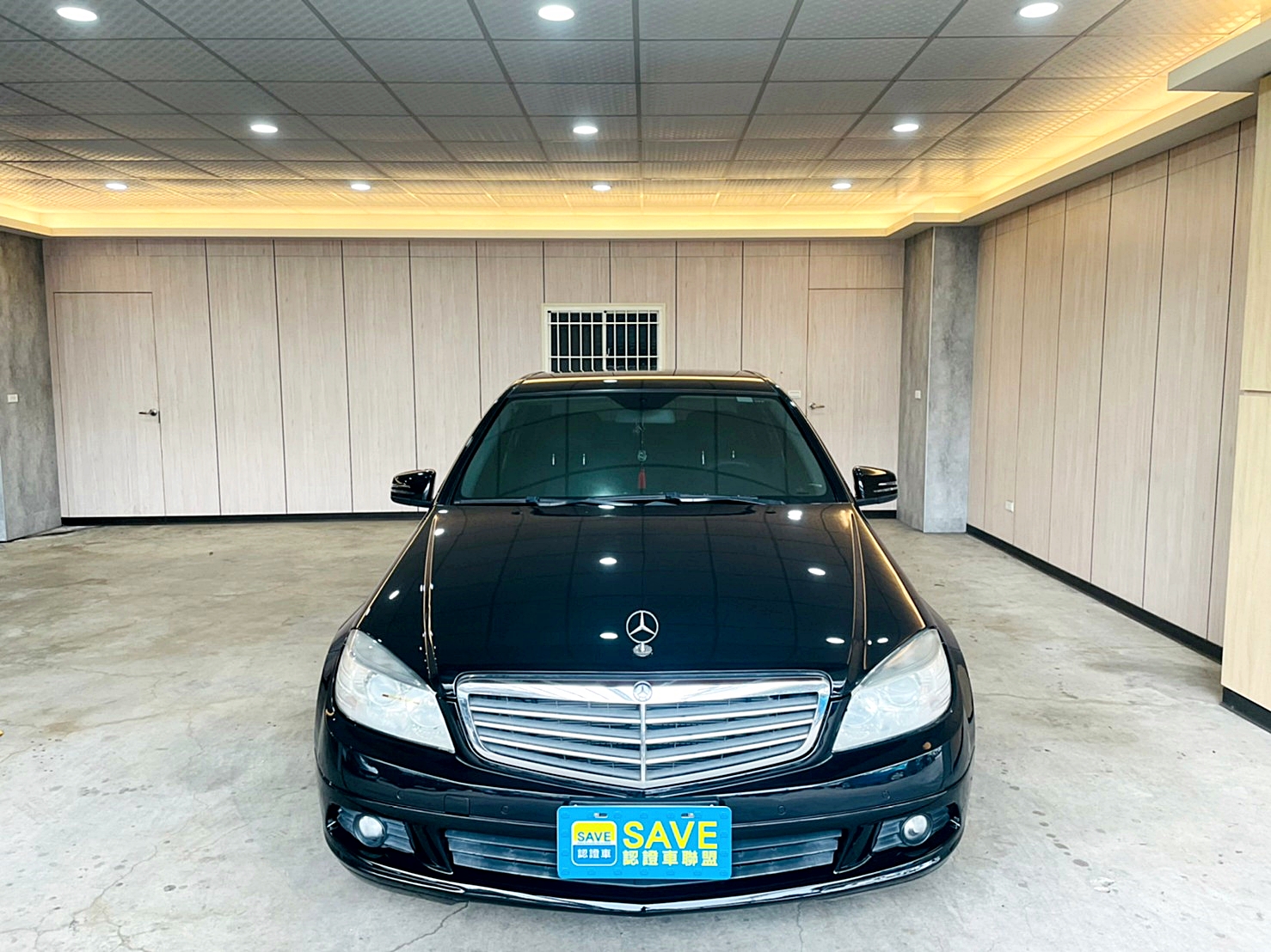LINE:goodcar888 2010年 Benz C200 CGI 1.8 新車價205萬 5速手自排 渦輪增壓    第13張相片