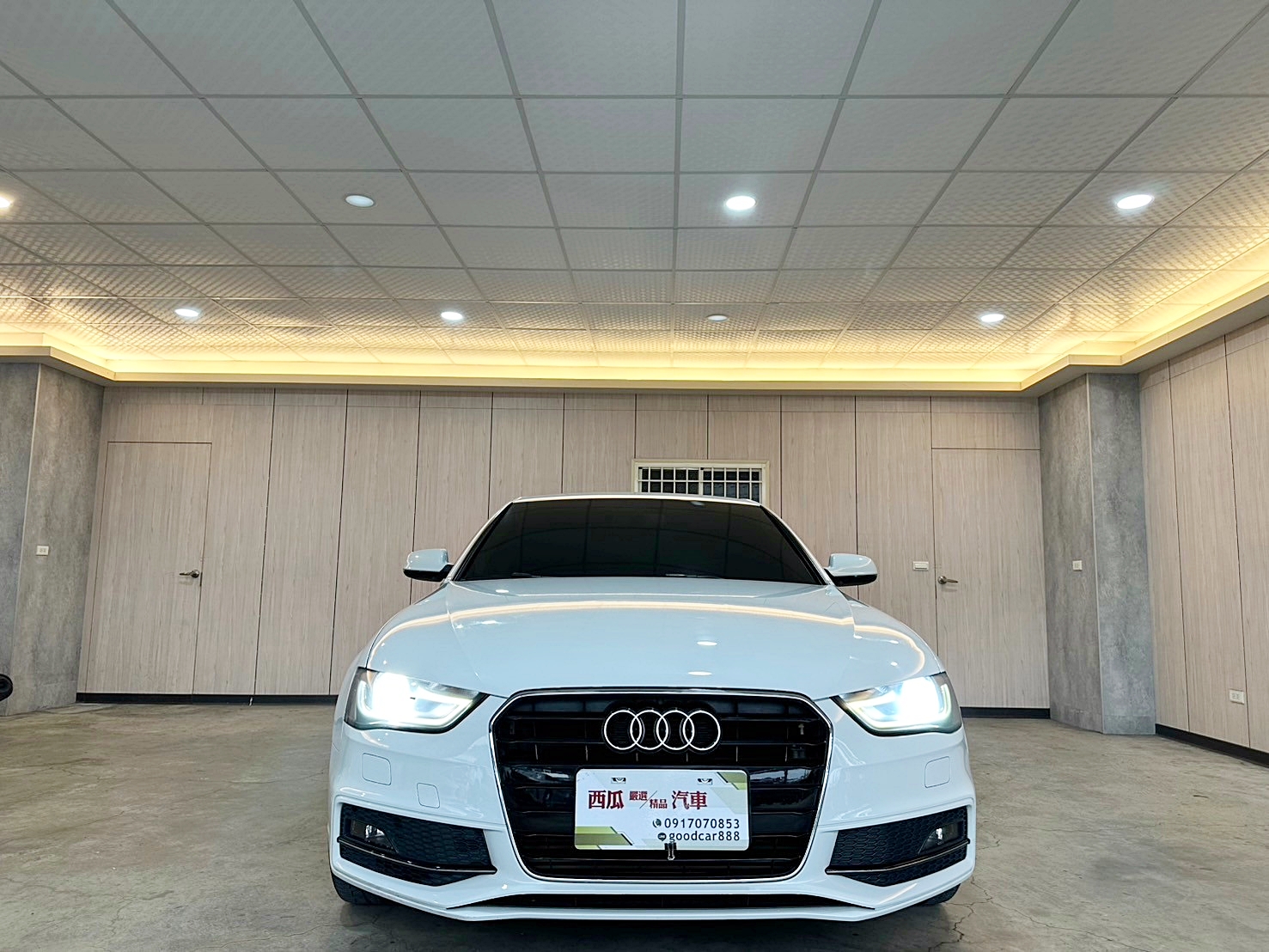 LINE:goodcar888 2015年 Audi A4 1.8 25 TFSI CVT 8速手自排 渦輪增壓  第2張相片