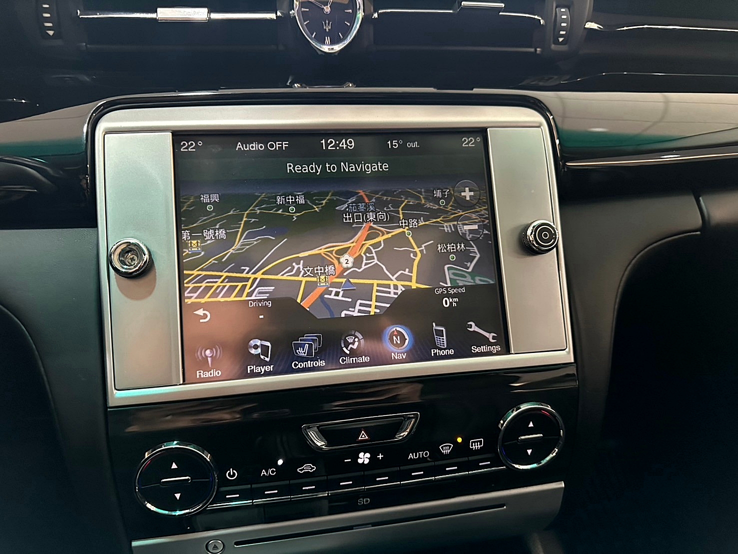 LINE:goodcar888 原廠保養 跑少 2015年 Maserati Quattroporte GTS 3.8 新車價818萬 僅跑12萬 8速手自排 渦輪增壓 最大馬力530hp 3.8升雙渦輪增壓V8引擎  第11張相片