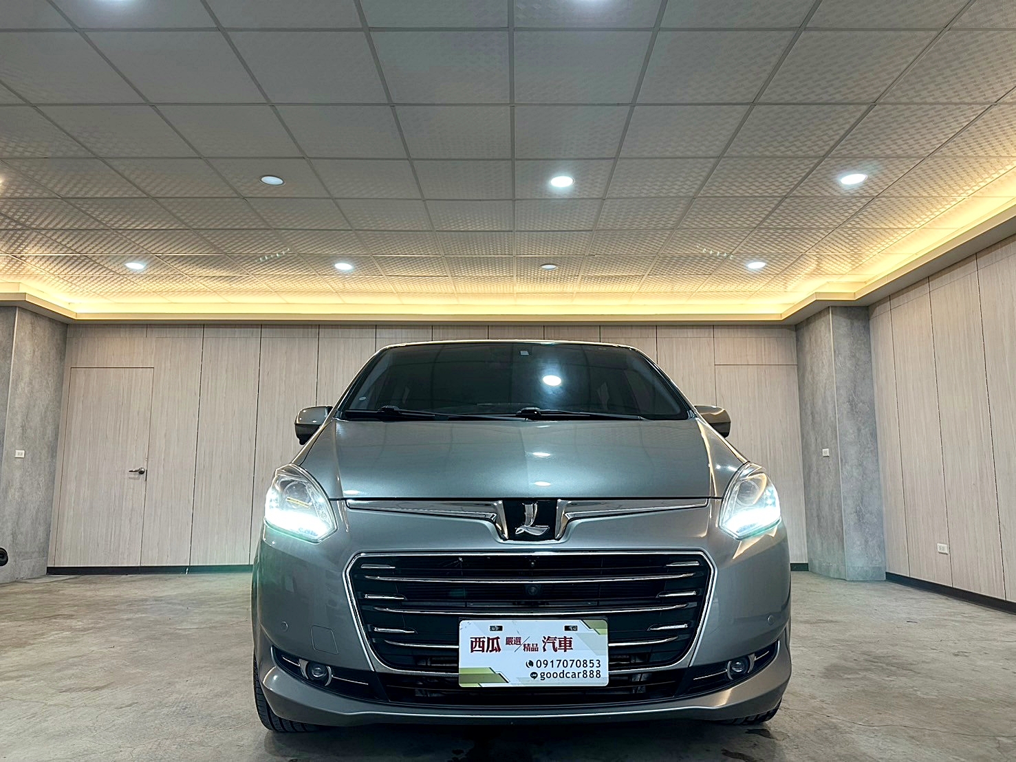 LINE:goodcar888 兩年保固 2015年 Luxgen M7 Turbo 旗艦型 新車價113萬 僅跑五萬 影音升級Android  第6張相片