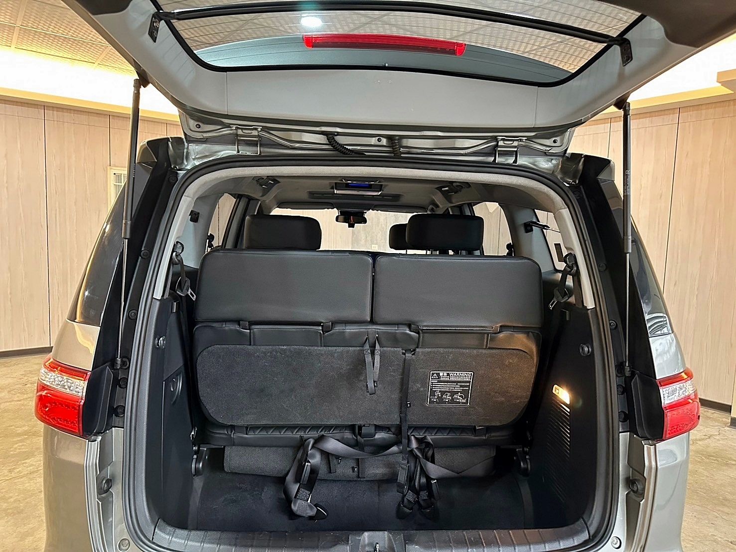 LINE:goodcar888 兩年保固 2015年 Luxgen M7 Turbo 旗艦型 新車價113萬 僅跑五萬 影音升級Android  第17張相片