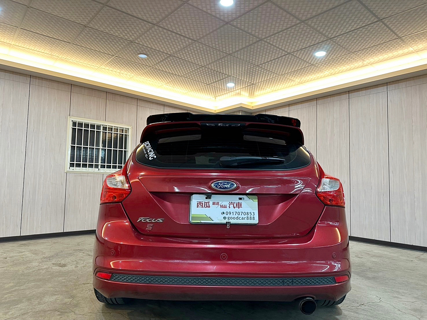 LINE:goodcar888 2014年 Ford Focus 5D 2.0汽油運動型 僅跑十萬 雙離合器6速自手排 自然進氣 全車空力套件 鋁圈 Bc避震器  中尾段  有閥門 炮彈  第13張相片