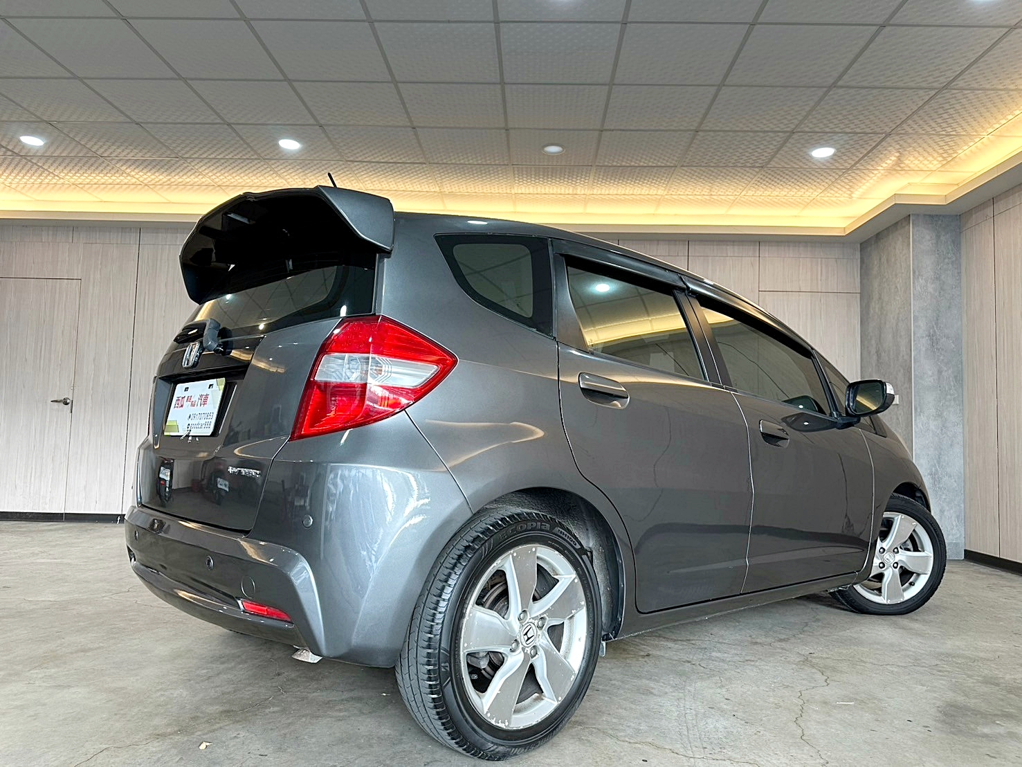 LINE:goodcar888 2012年 Honda Fit 1.5 VTi-S 僅跑九萬 一年跑約七千  第10張相片