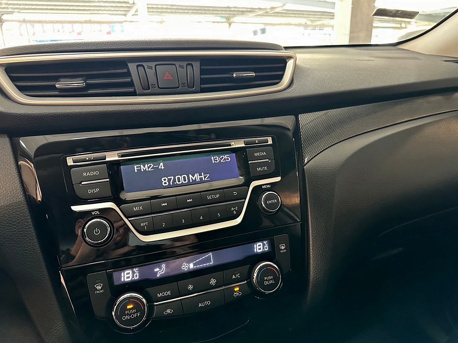 LINE:goodcar888 兩年保固 2015年 Nissan X-Trail 2.0 原廠保養 僅跑八萬 CVT 7速手自排 自然進氣  第11張相片