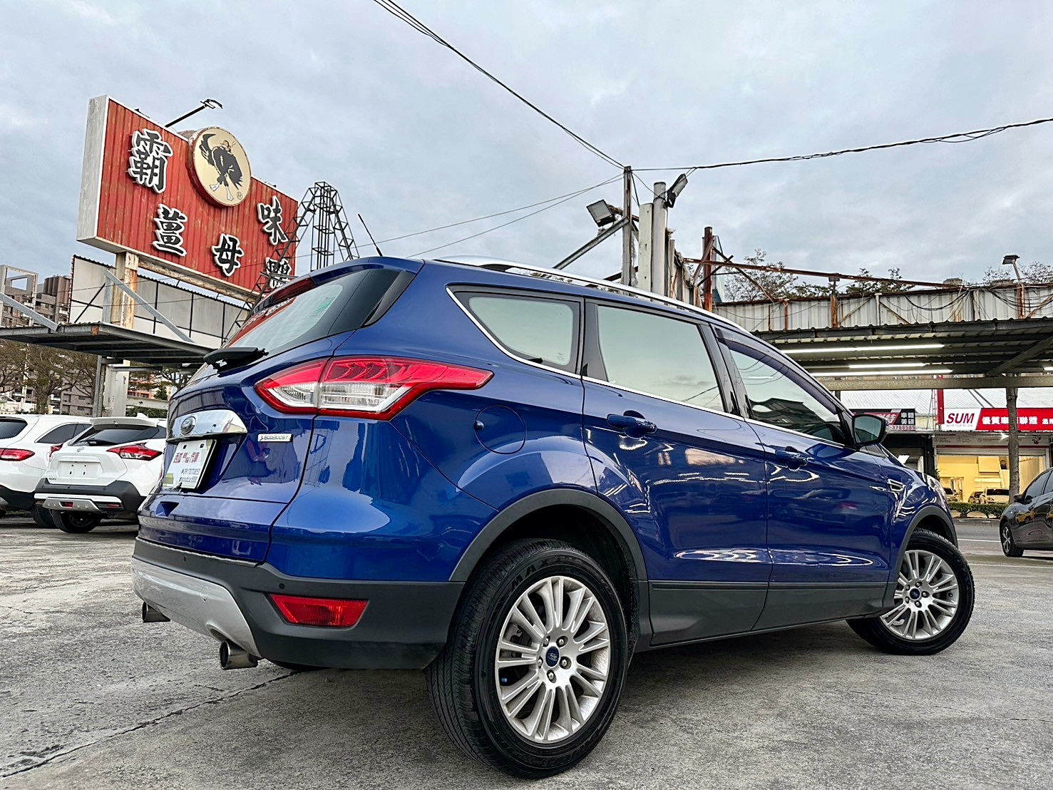 LINE:goodcar888 2015年 Ford Kuga 1.5時尚型 新車價93萬 6速手自排 渦輪增壓  第12張相片