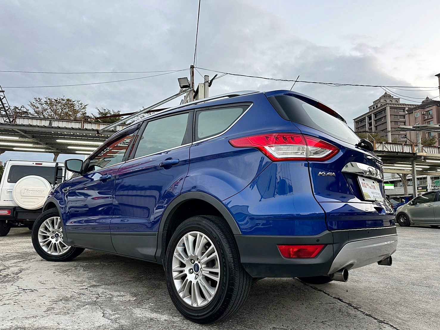 LINE:goodcar888 2015年 Ford Kuga 1.5時尚型 新車價93萬 6速手自排 渦輪增壓  第14張相片