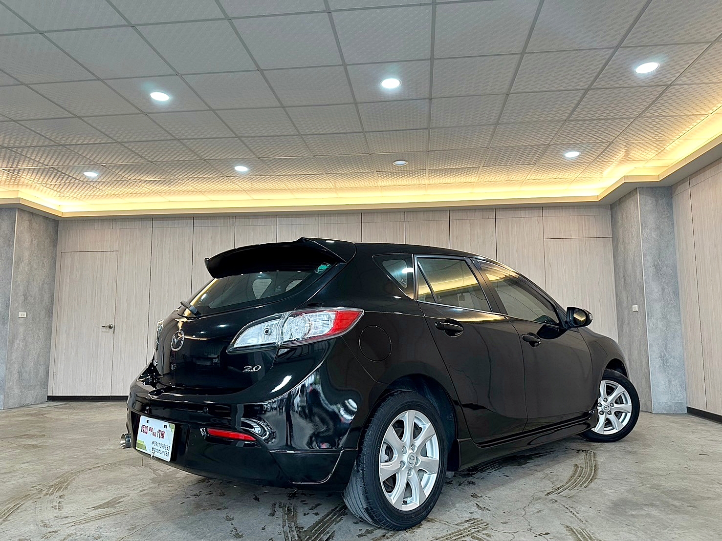 LINE:goodcar888 2012年 Mazda 3 5D 2.0型運動版 全台唯一 僅跑四萬 一年僅跑三千多  第14張相片