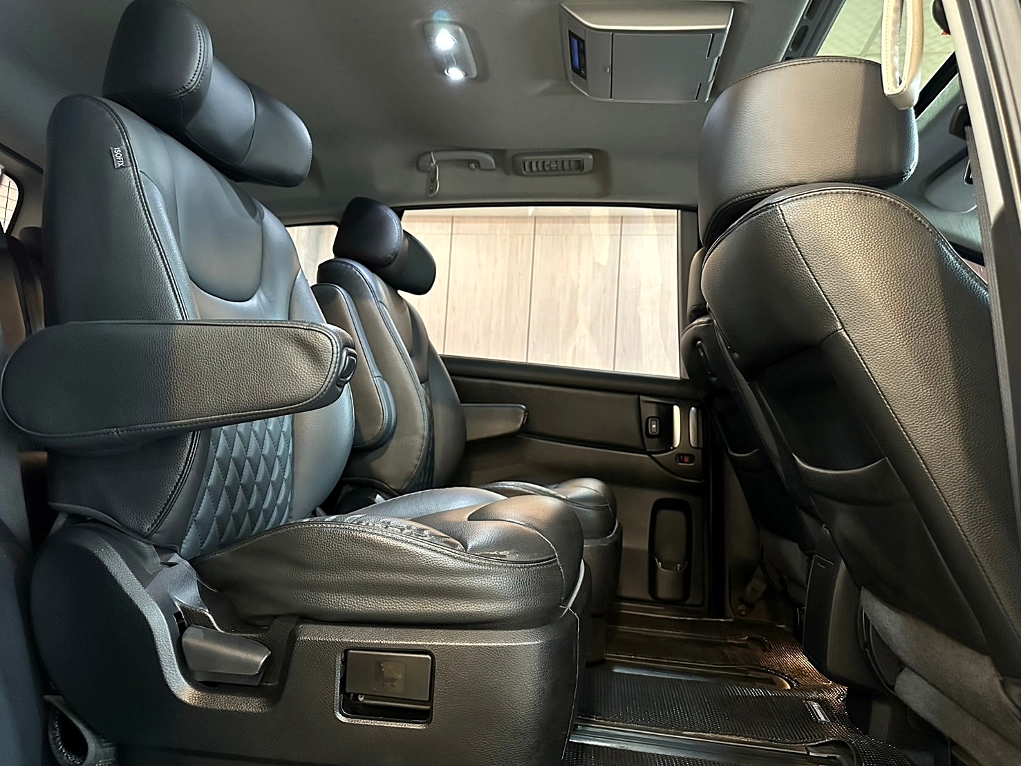 LINE:goodcar888 2014年 Luxgen M7 Turbo 旗艦型 2.2 5速手自排 渦輪增壓 新車價113萬  第15張相片