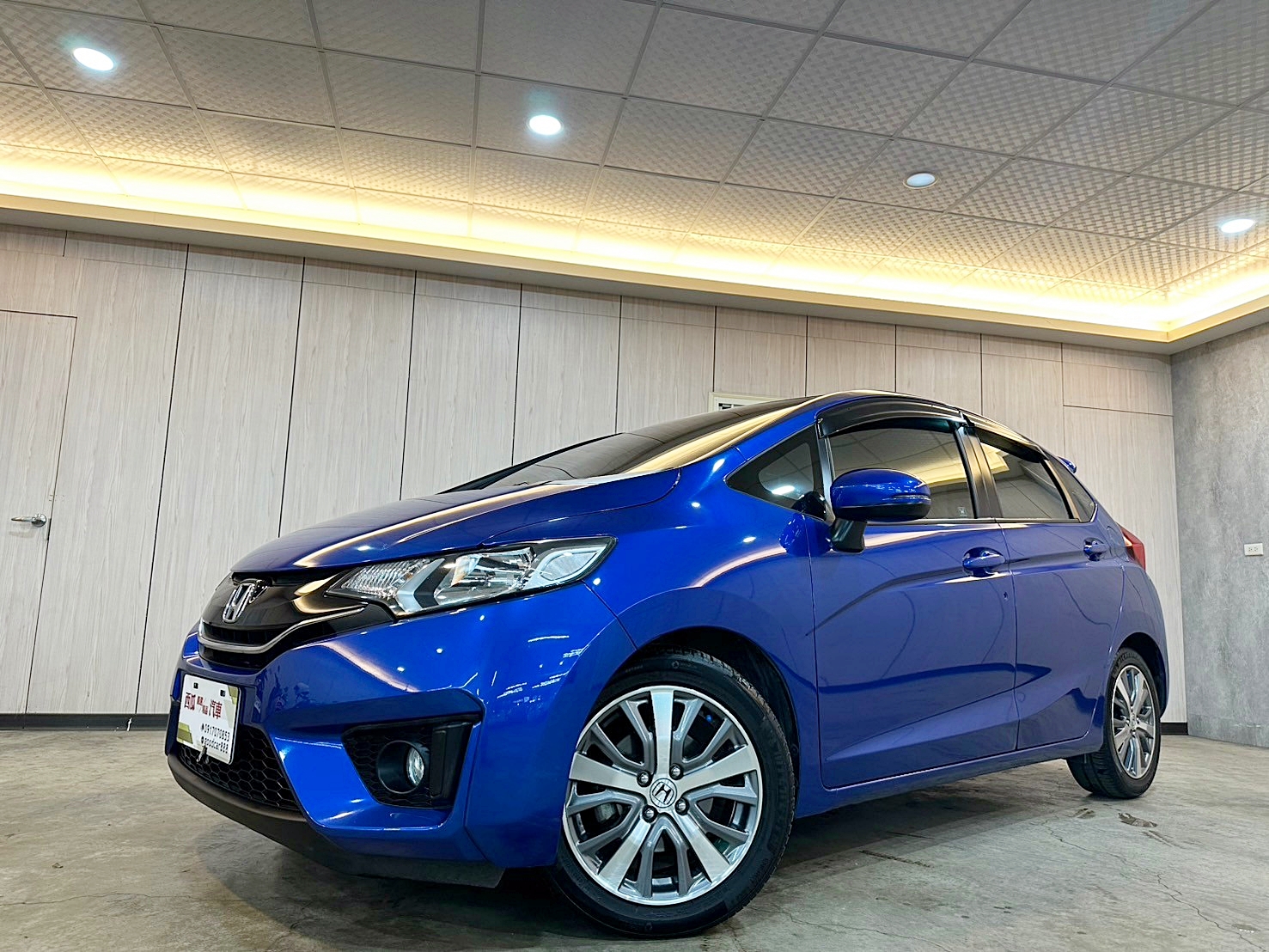 LINE:goodcar888 兩年保固 2015年 Honda Fit 1.5 S 新車價69萬 僅跑11萬 CVT 7速手自排 自然進氣 Michelin輪胎 GARMIN導航  第1張相片