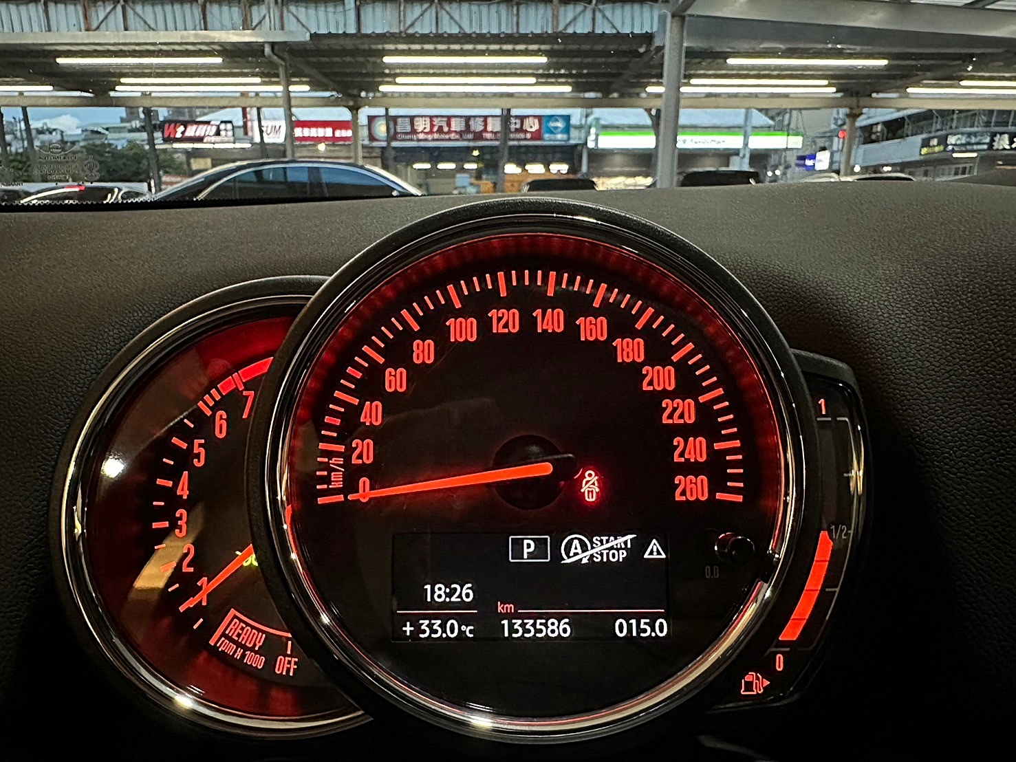 LINE:goodcar888 2018年 Mini Cooper Countryman 1.5 6速手自排 渦輪增壓 升級18吋鋁圈(Michelin輪胎)  第8張相片