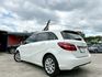 實車比照片更美 車況包滿意 可全貸 2016年 BENZ B180 1.6 新車價156萬 僅跑八萬  第17張縮圖