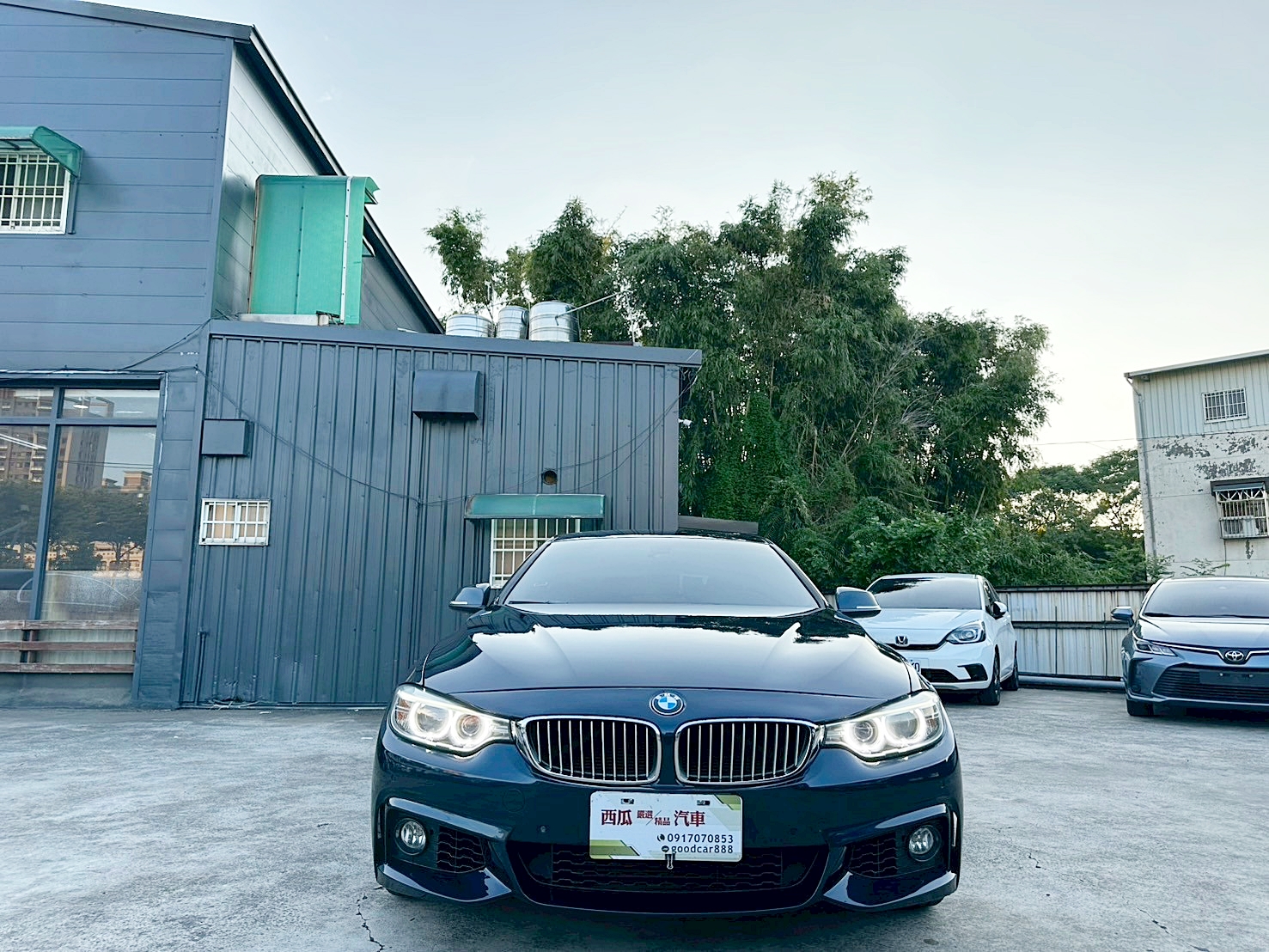 2014年 BMW 428i 2.0 Gran Coupe Modern Line 新車價276萬 8速手自排 渦輪增壓 LED日行燈  HID氙氣頭燈   第2張相片