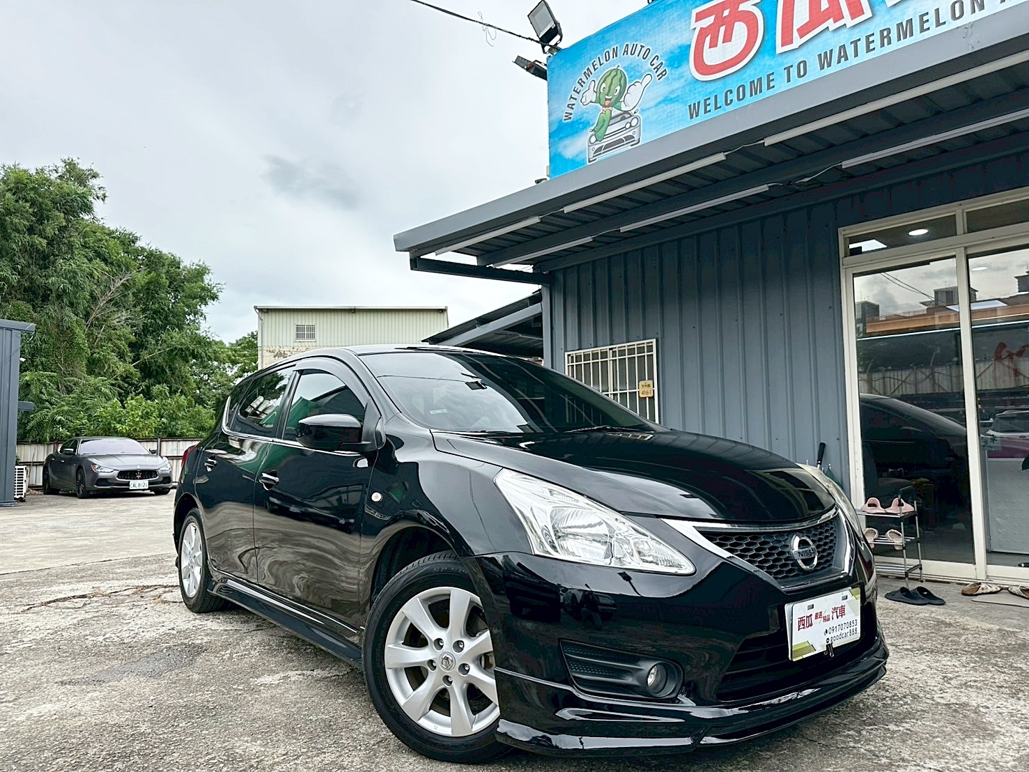 頂級 兩年保固 2016年 Nissan Tiida 5D 豪華影音版 CVT無段變速 自然進氣 電子式後視鏡 大螢幕安卓機 I-KEY免鑰匙啟動  第1張相片