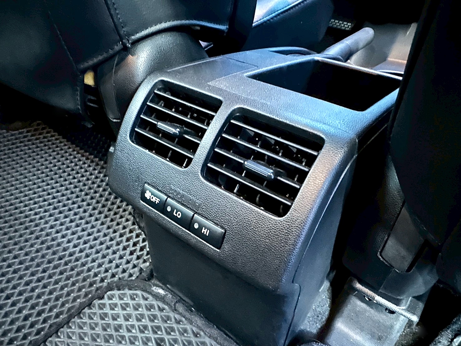 最頂級 雙電動滑門 2009年 Mazda 5 七人座頂級型 原廠保養 僅跑16萬 Michelin輪胎  第16張相片